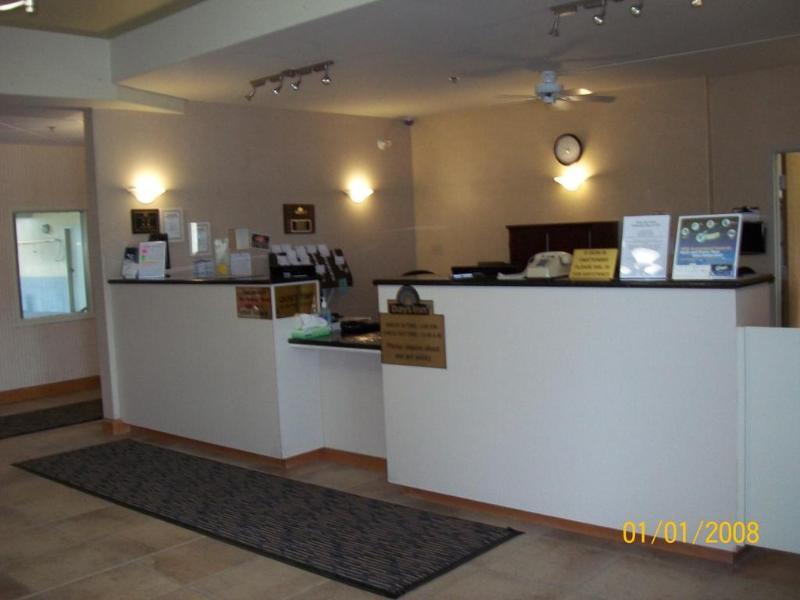 Days Inn By Wyndham Moose Jaw Εξωτερικό φωτογραφία